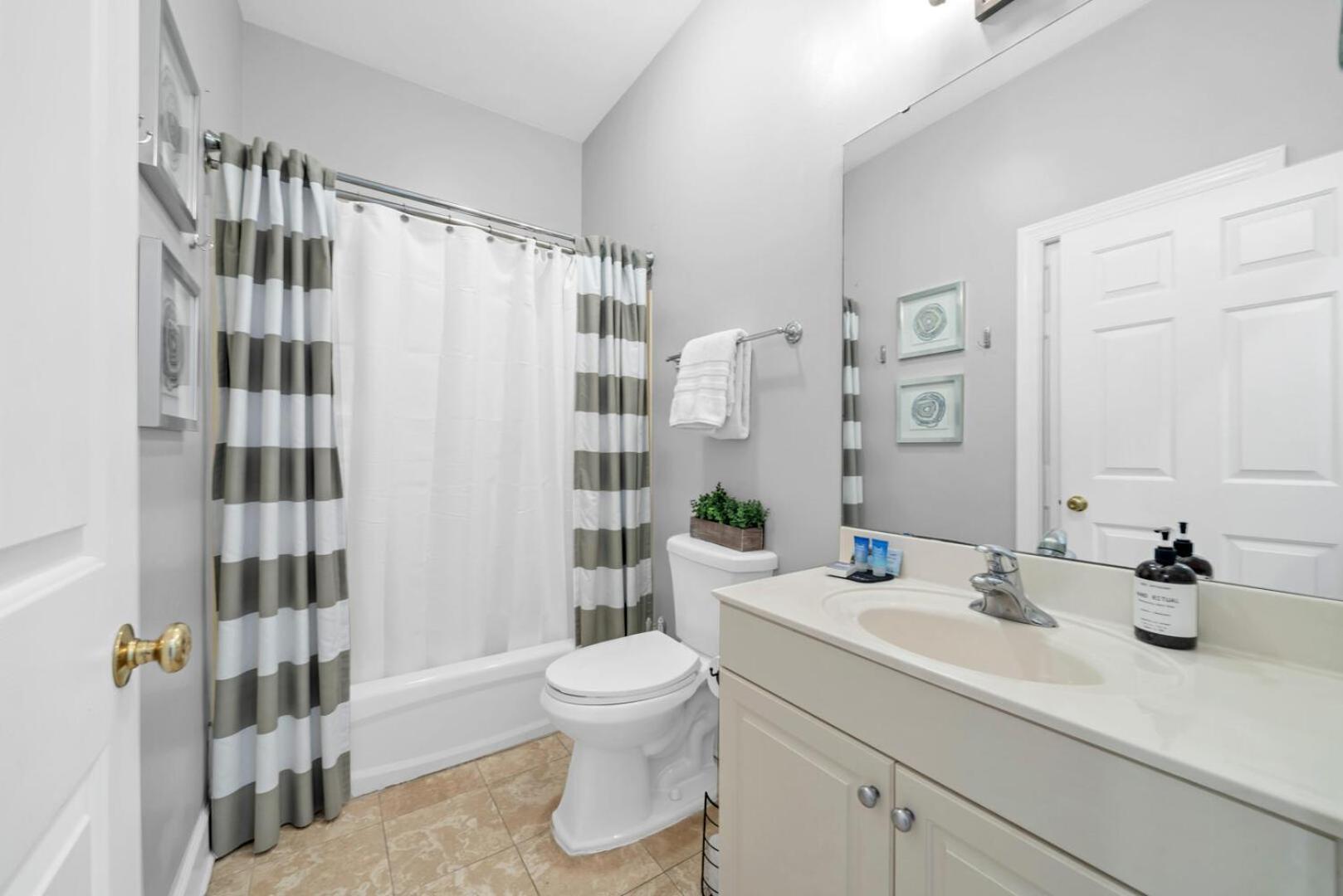 Overlooking 30A! Great Location! Easy Beach & Pool Access! Rosemary Beach Exterior photo
