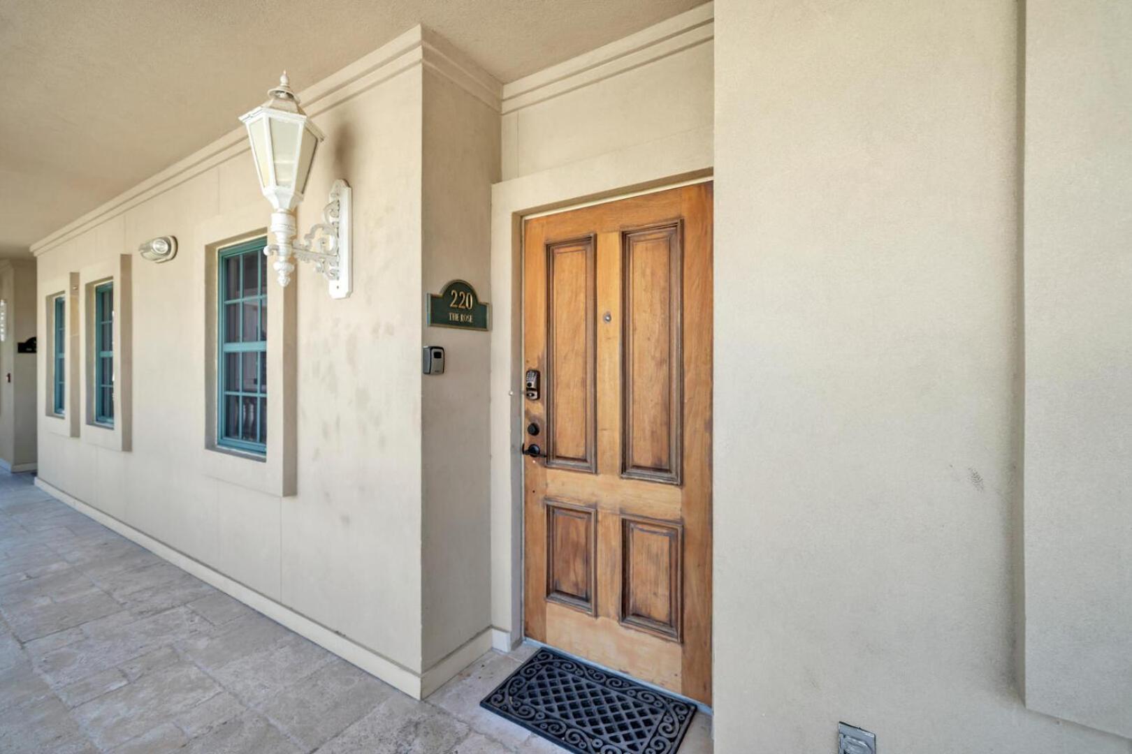 Overlooking 30A! Great Location! Easy Beach & Pool Access! Rosemary Beach Exterior photo