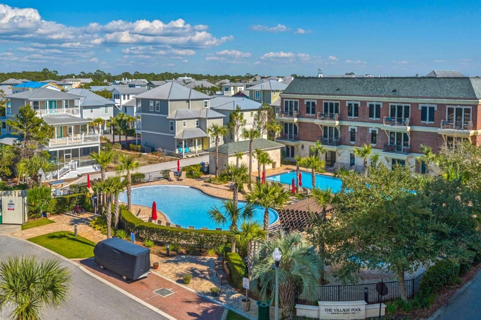 Overlooking 30A! Great Location! Easy Beach & Pool Access! Rosemary Beach Exterior photo