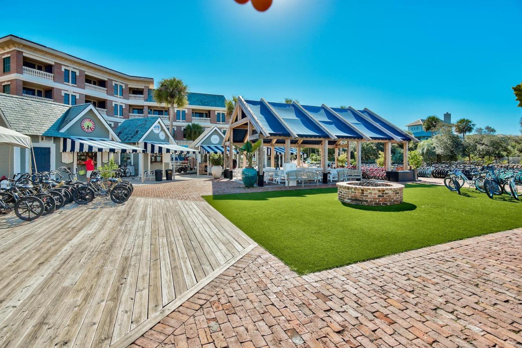 Overlooking 30A! Great Location! Easy Beach & Pool Access! Rosemary Beach Exterior photo