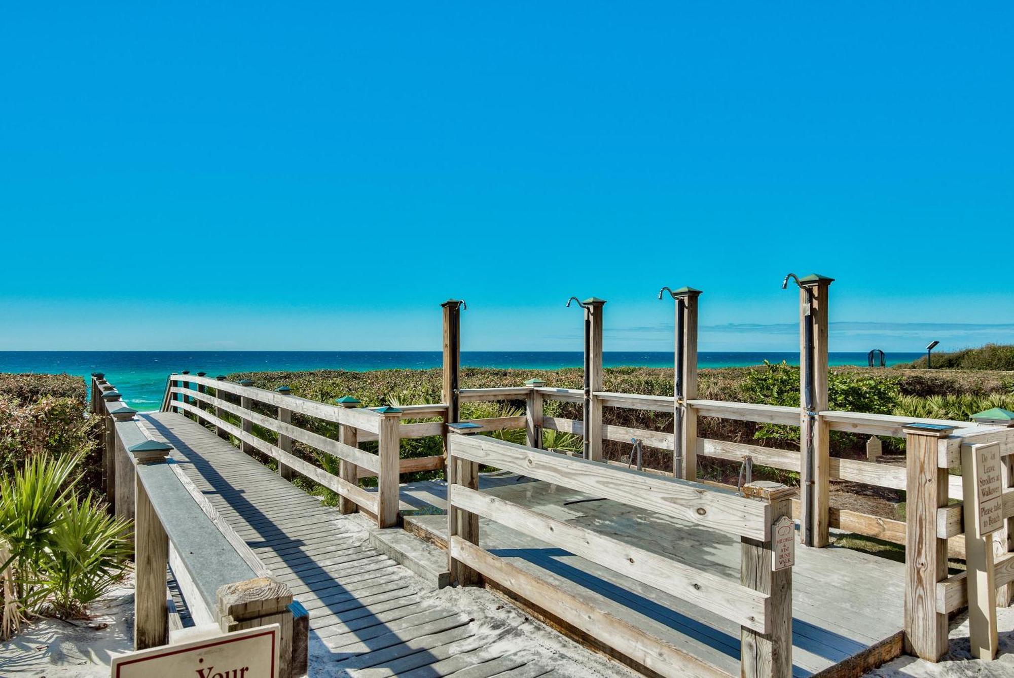 Overlooking 30A! Great Location! Easy Beach & Pool Access! Rosemary Beach Exterior photo